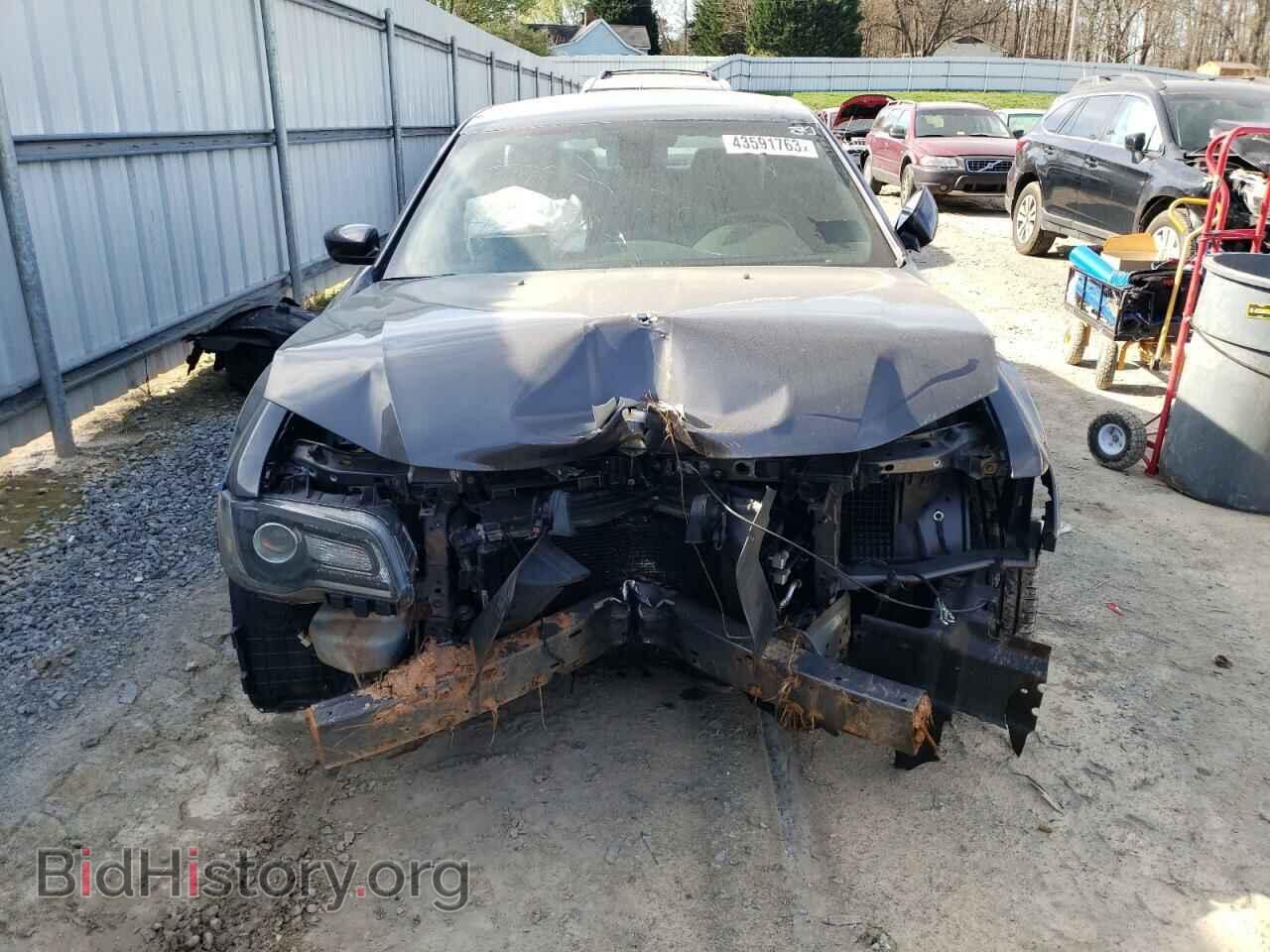 2019 CHRYSLER 300 - VIN: 2C3CCABG0KH618166 - Фото 5