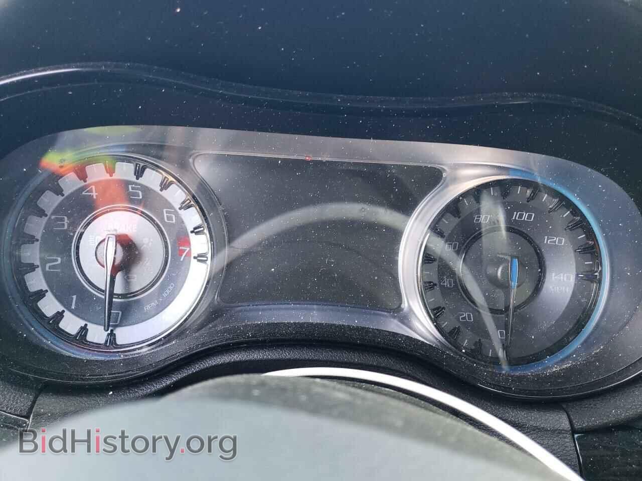 2019 CHRYSLER 300 - VIN: 2C3CCABG0KH618166 - Фото 9