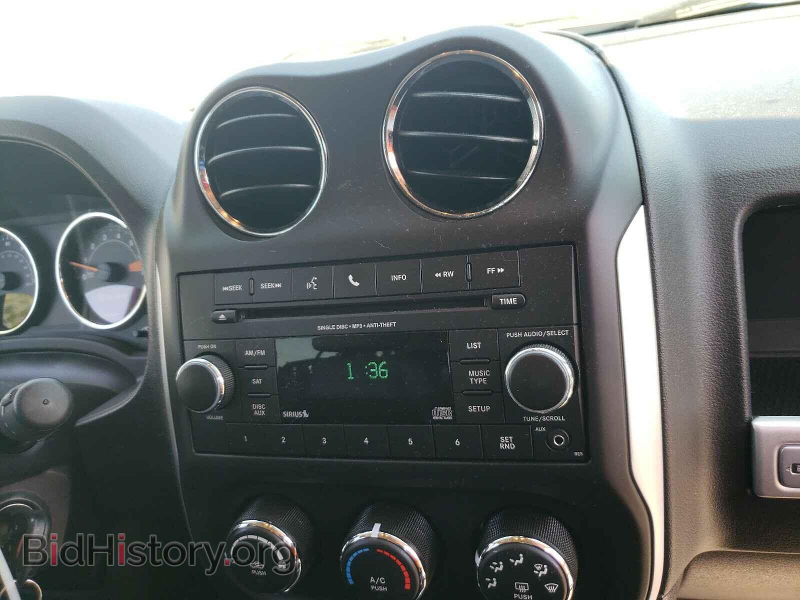 2014 JEEP COMPASS - VIN: 1C4NJDEB2ED816194 - Photo 9