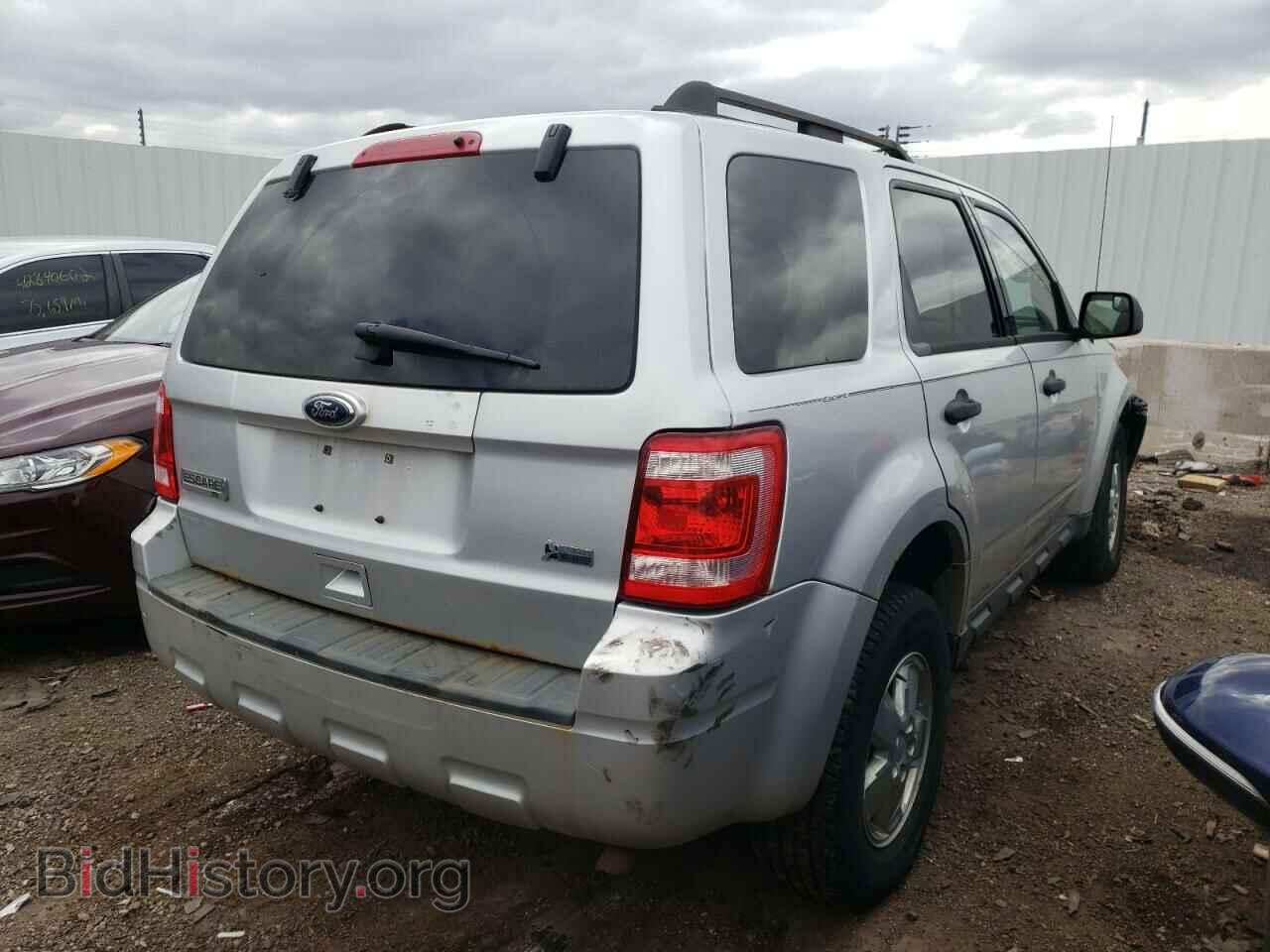 2010 FORD ESCAPE - VIN: 1FMCU0DG8AKB01958 - Фото 4