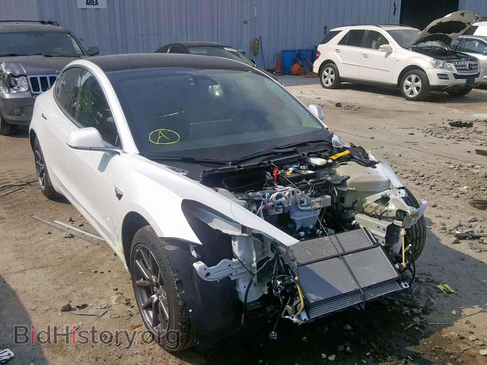 Фотография 5YJ3E1EB5JF128736 - TESLA MODEL 3 2018