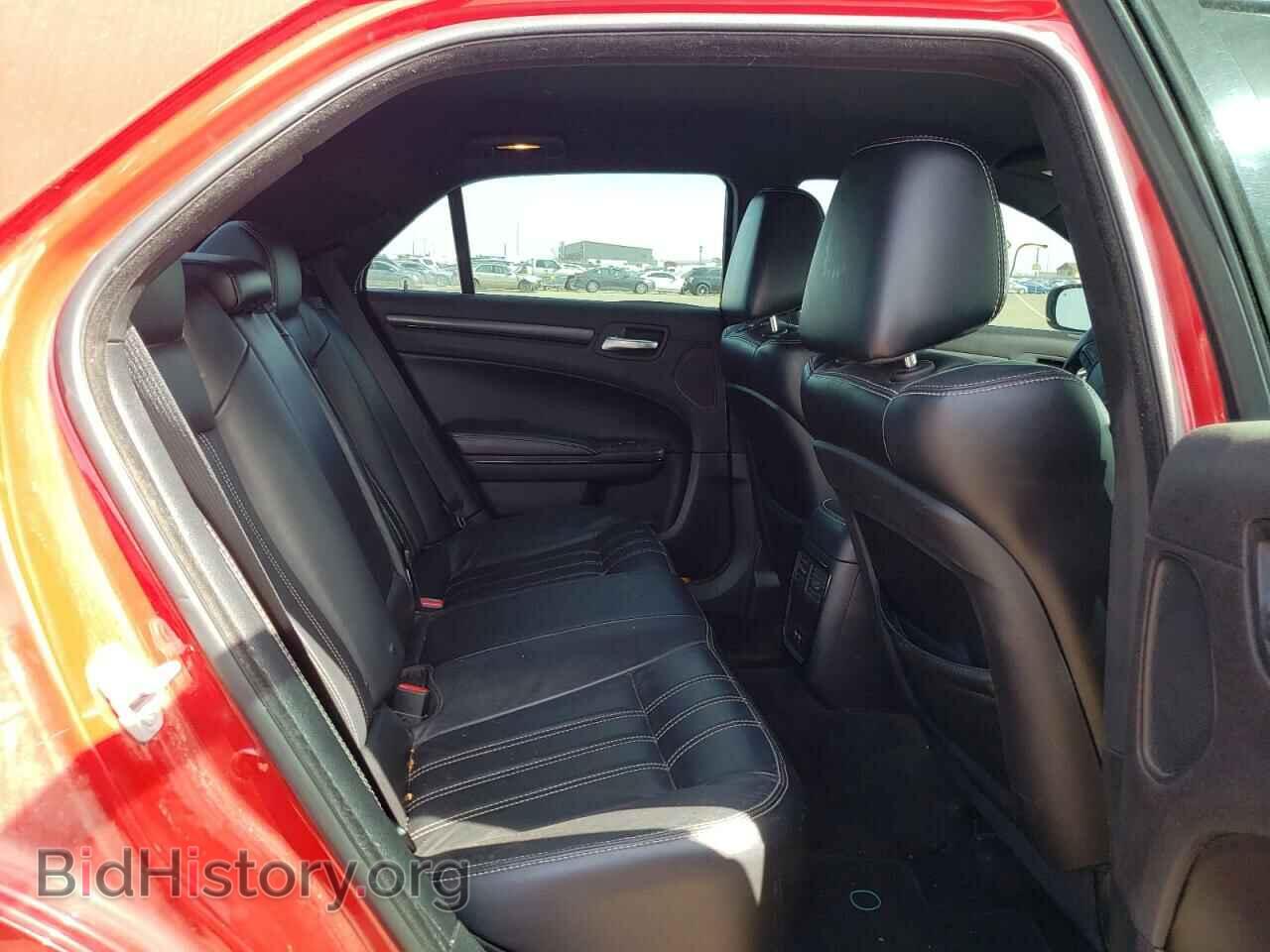 2016 CHRYSLER 300 - VIN: 2C3CCABG7GH192273 - Фото 6
