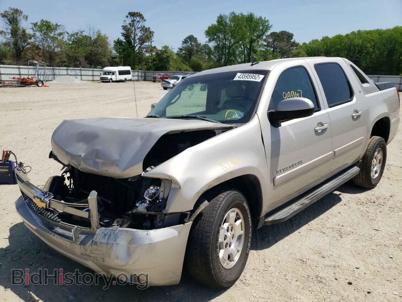 2007 CHEVROLET AVALANCHE - VIN: 3GNFK12367G117077 - Фото 2