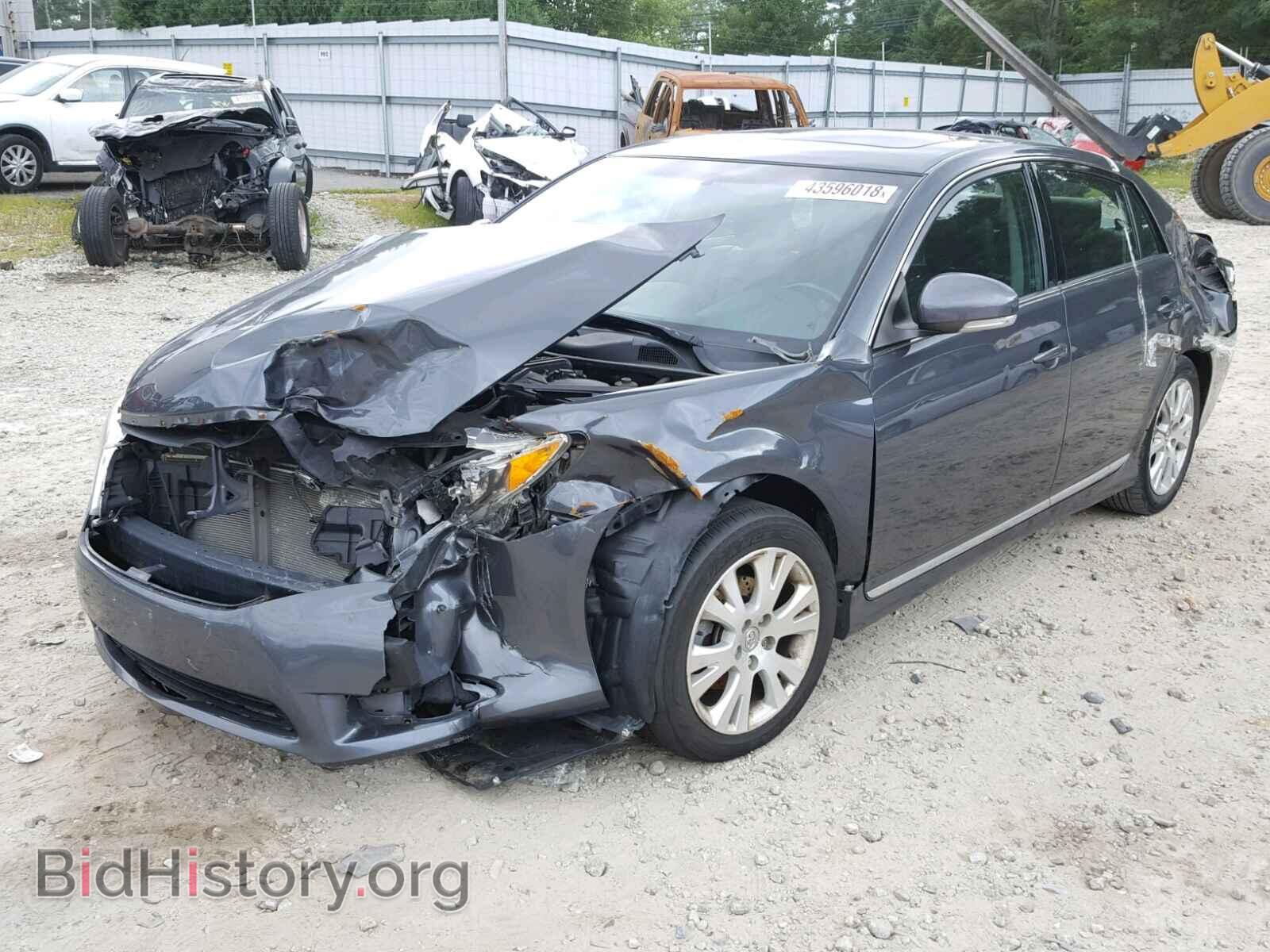 2011 TOYOTA AVALON - VIN: 4T1BK3DB3BU413800 - Фото 2