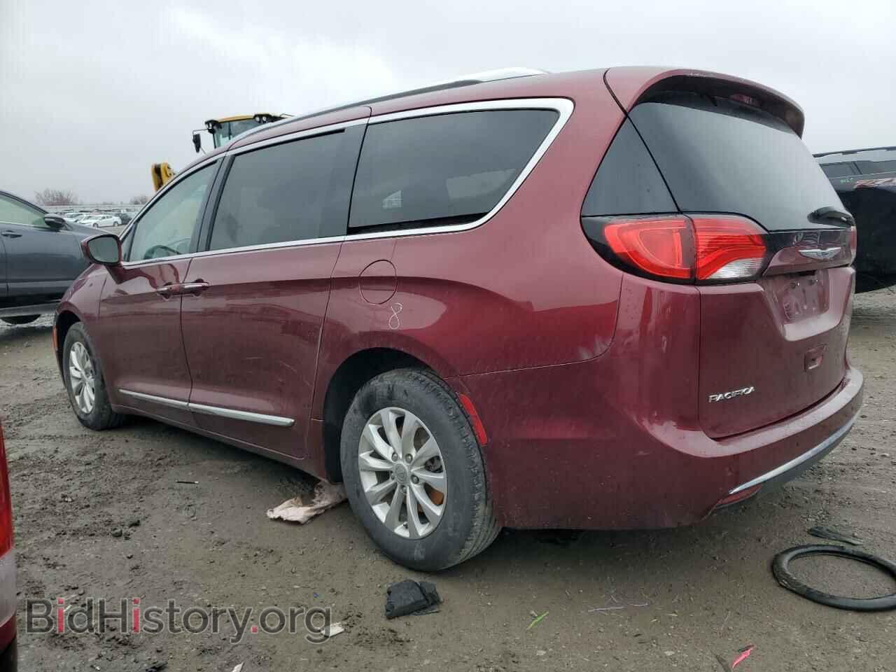2018 CHRYSLER PACIFICA - VIN: 2C4RC1BG3JR210629 - Photo 2