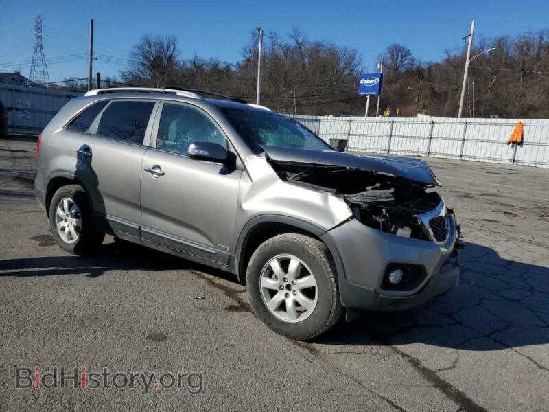2011 Kia SORENTO (VIN 5XYKTCA19BG164904) — фото 4 из 14