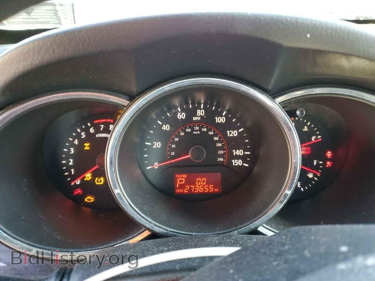 2011 KIA SORENTO - VIN: 5XYKTCA19BG164904 - Фото 9