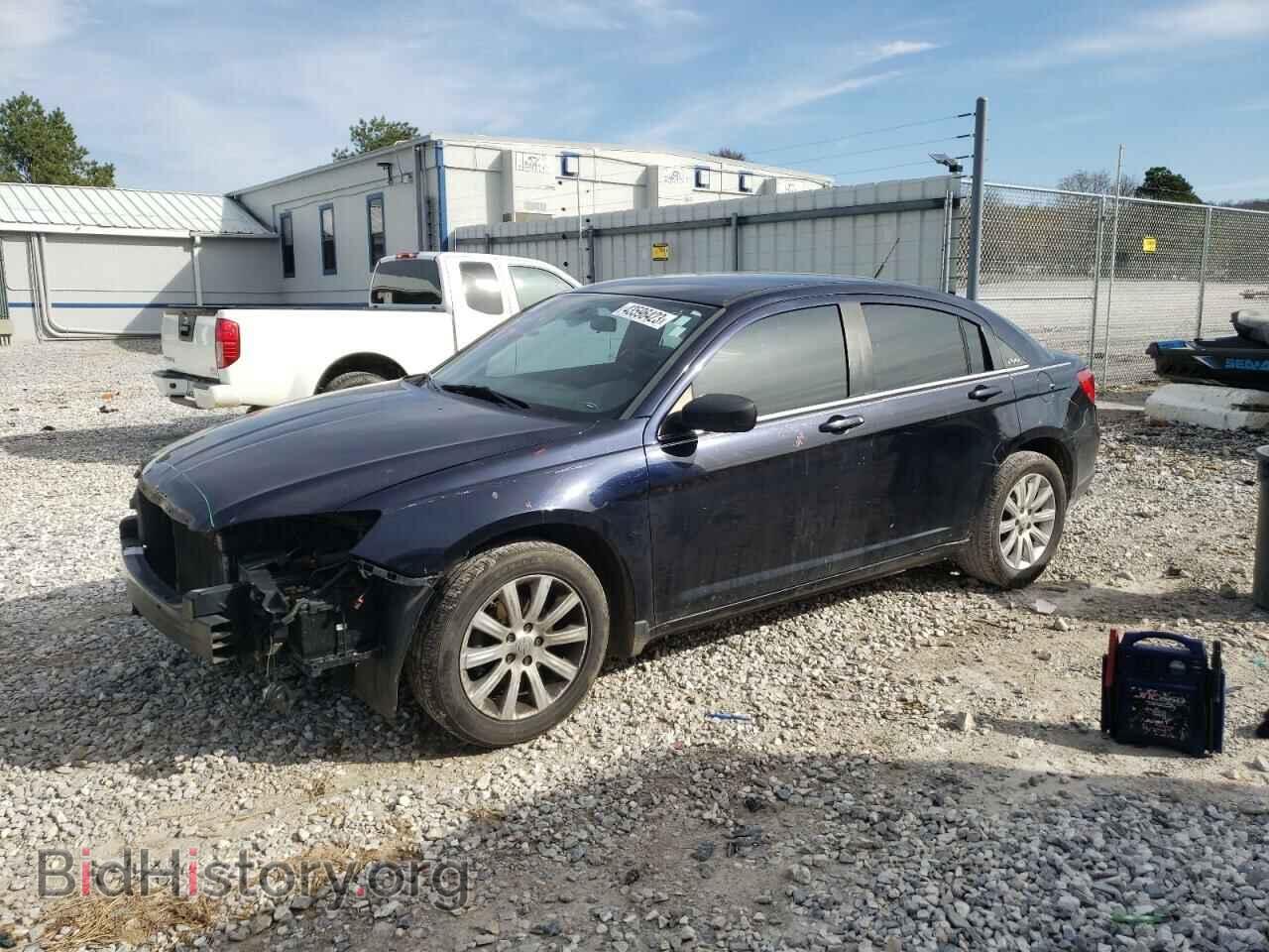 Photo 1C3BC1FB1BN504842 - CHRYSLER 200 2011