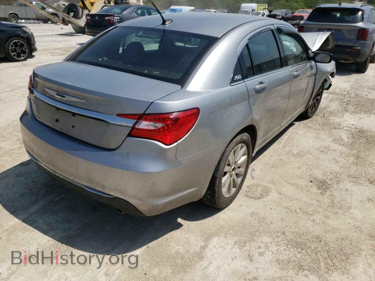 2014 CHRYSLER 200 - VIN: 1C3CCBBG2EN113974 - Фото 4