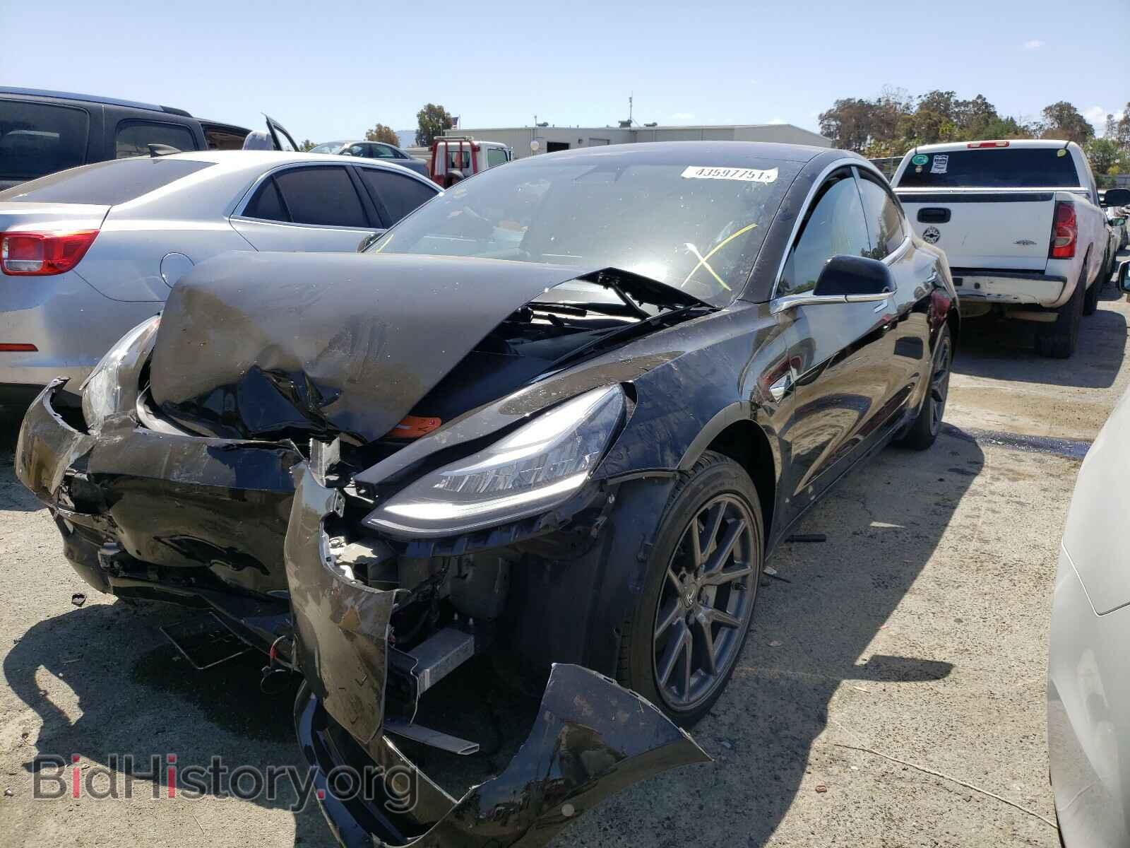 2018 TESLA MODEL 3 - VIN: 5YJ3E1EAXJF016182 - Photo 2
