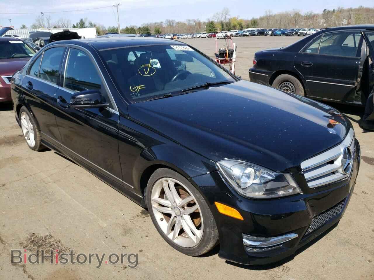 Фотография WDDGF8BBXCA635404 - MERCEDES-BENZ C-CLASS 2012