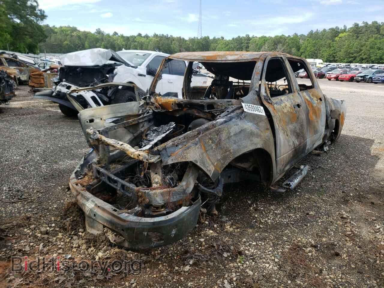 2017 RAM 1500 - VIN: 1C6RR7NT2HS800007 - Photo 2