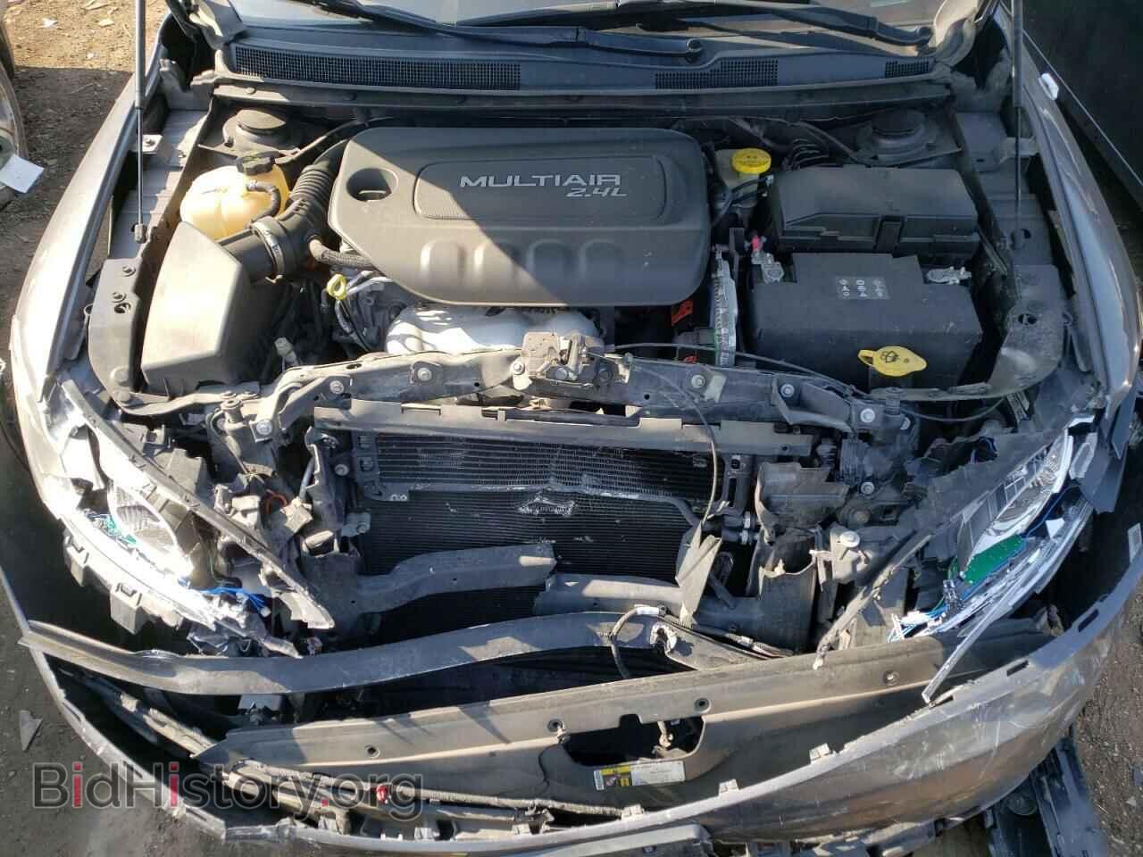 2016 CHRYSLER 200 - VIN: 1C3CCCBB3GN113690 - Фото 7