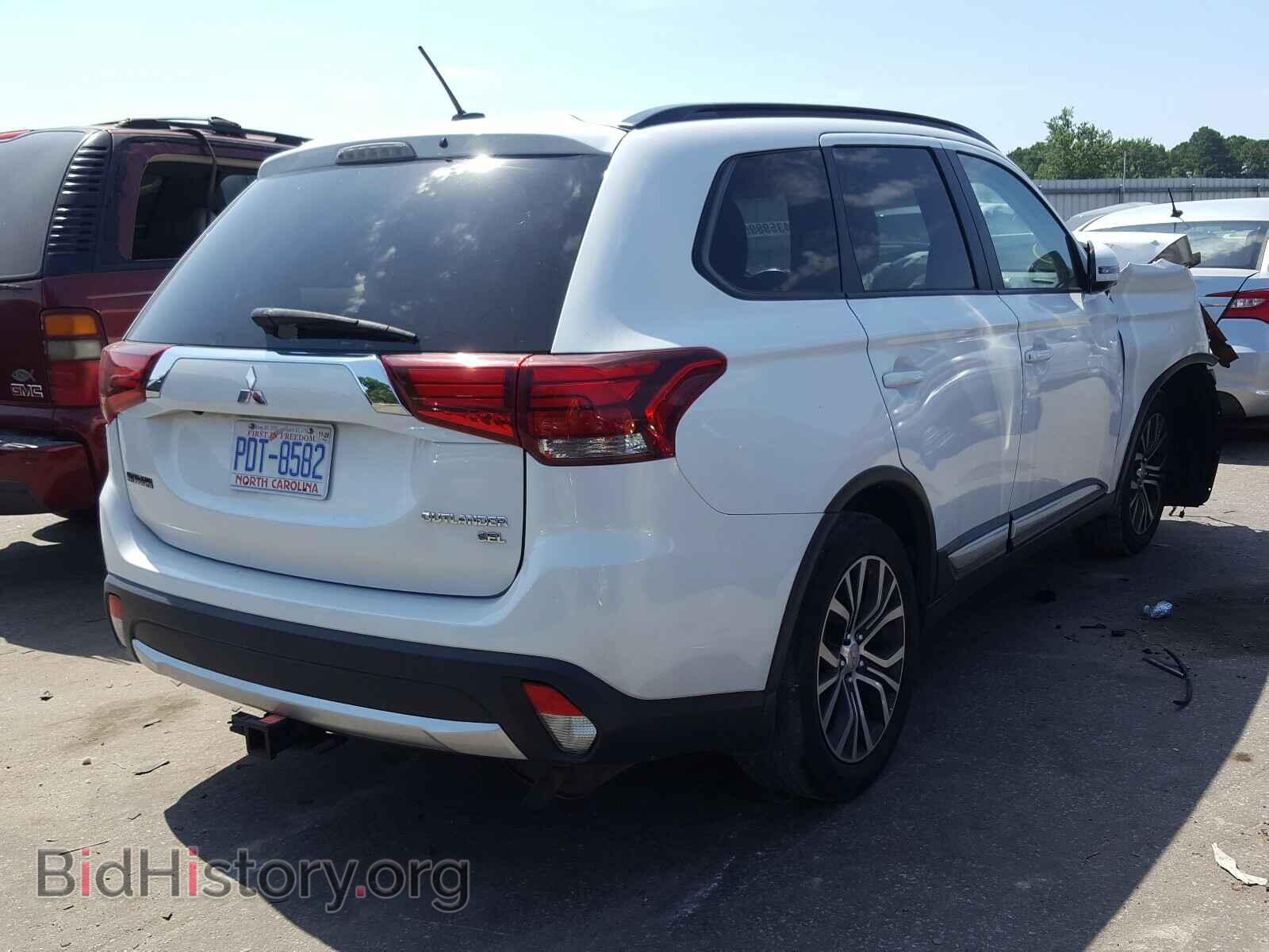 2016 MITSUBISHI OUTLANDER - VIN: JA4AD3A32GZ025002 - Фото 4