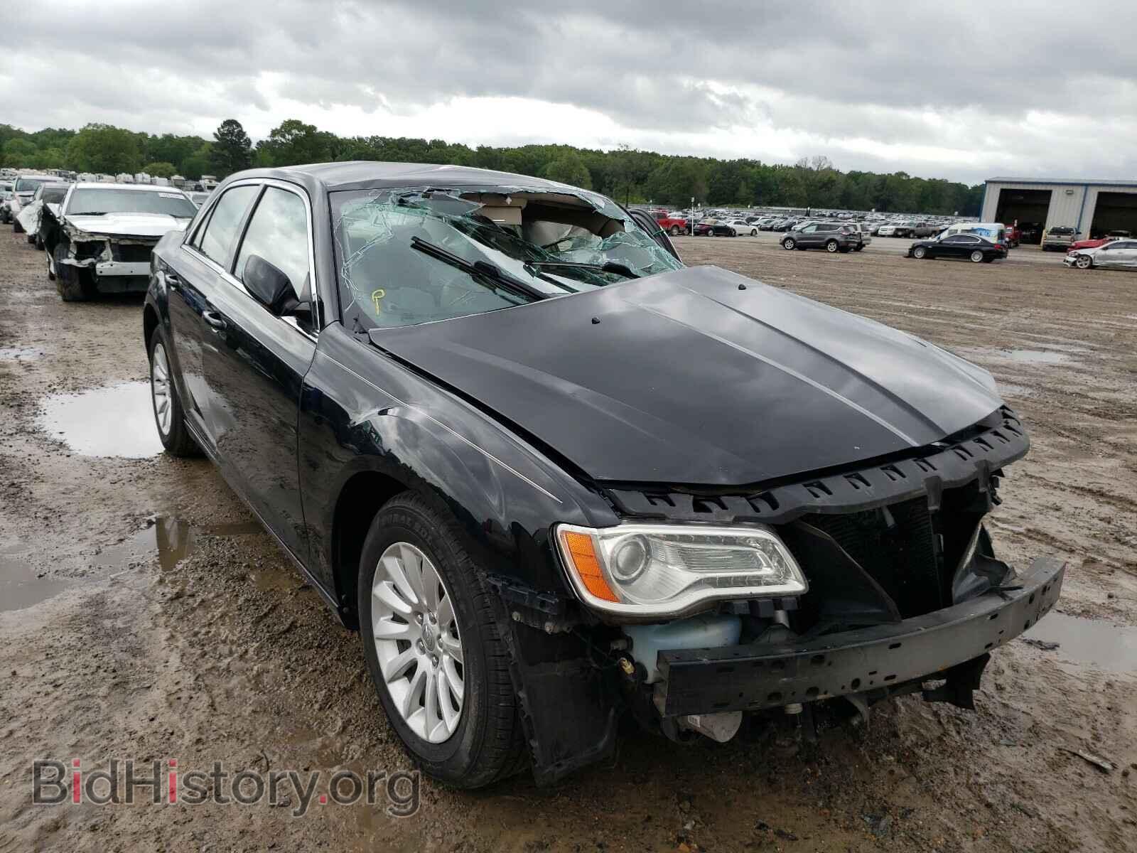 Фотография 2C3CCAAG2DH569248 - CHRYSLER 300 2013
