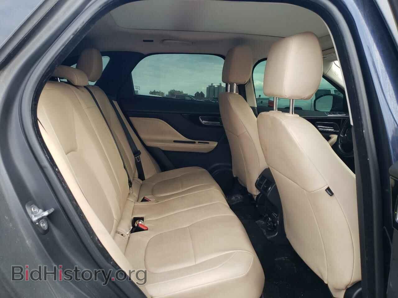 2017 JAGUAR F-PACE - VIN: SADCJ2BN8HA091544 - Photo 11