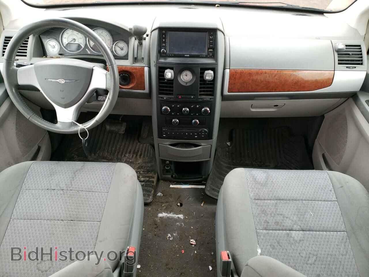 2008 CHRYSLER MINIVAN - VIN: 2A8HR54P78R668322 - Фото 8
