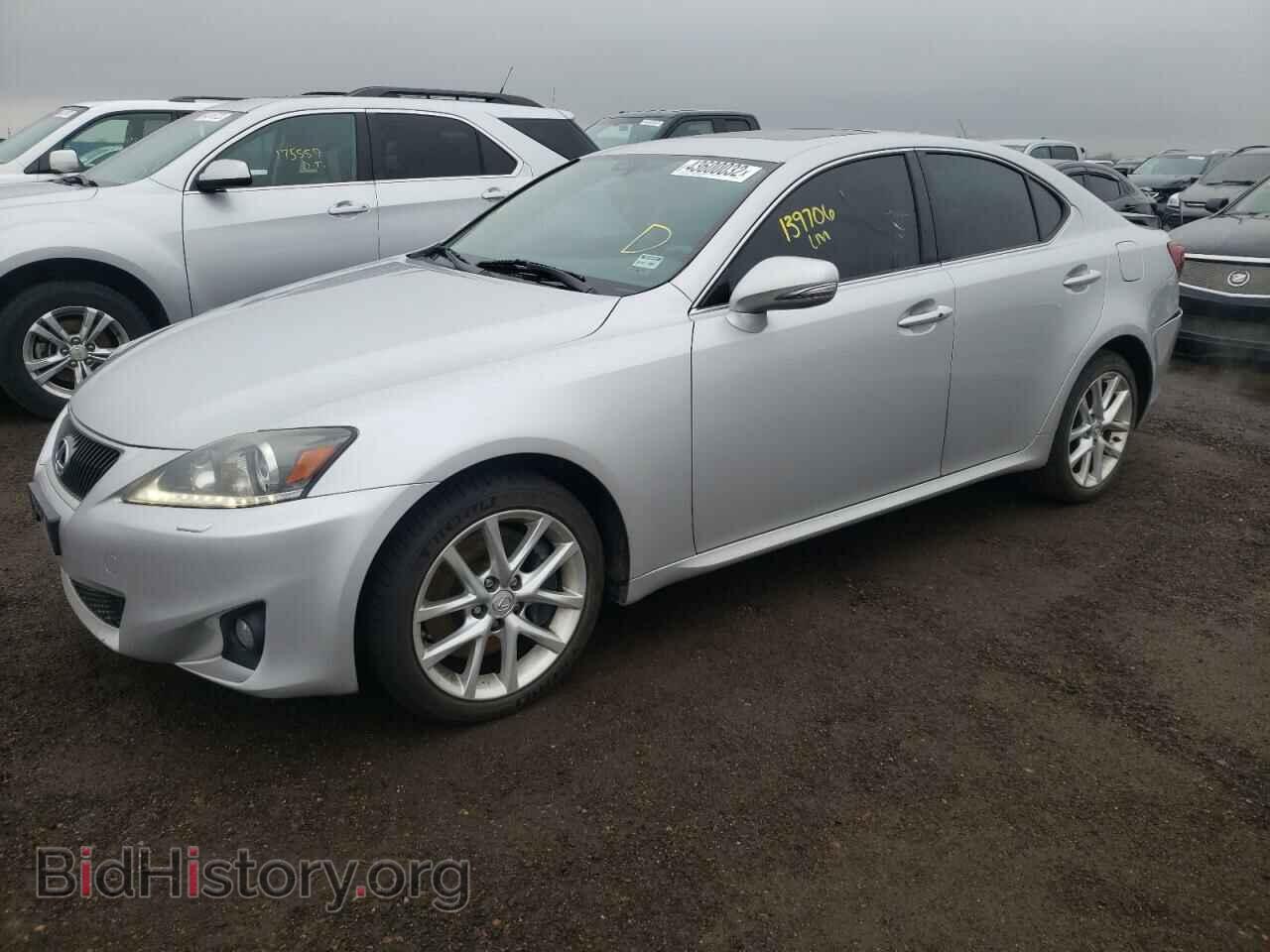 2011 LEXUS IS - VIN: JTHCE5C20B5000917 - Фото 2