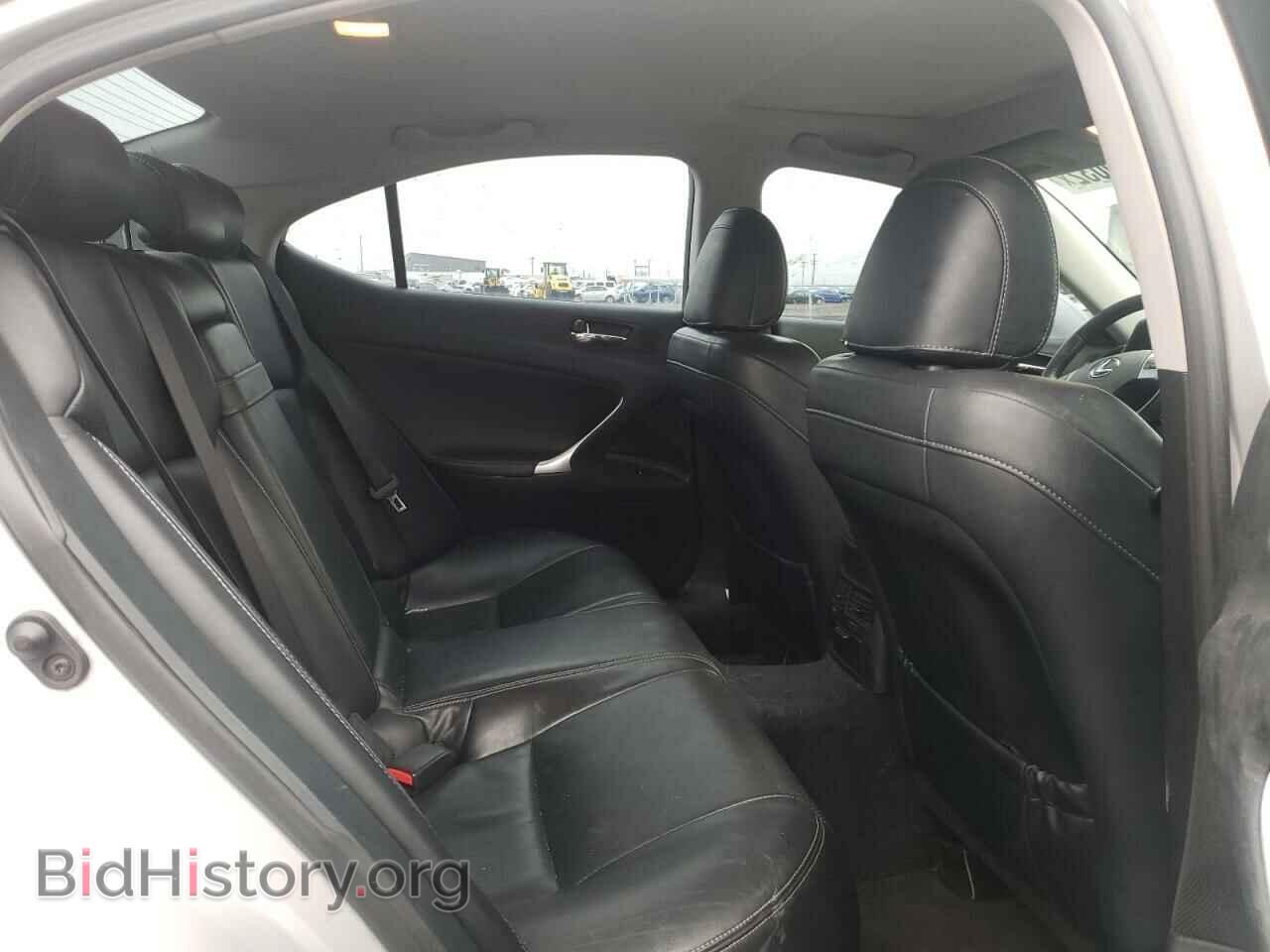 2011 LEXUS IS - VIN: JTHCE5C20B5000917 - Фото 6
