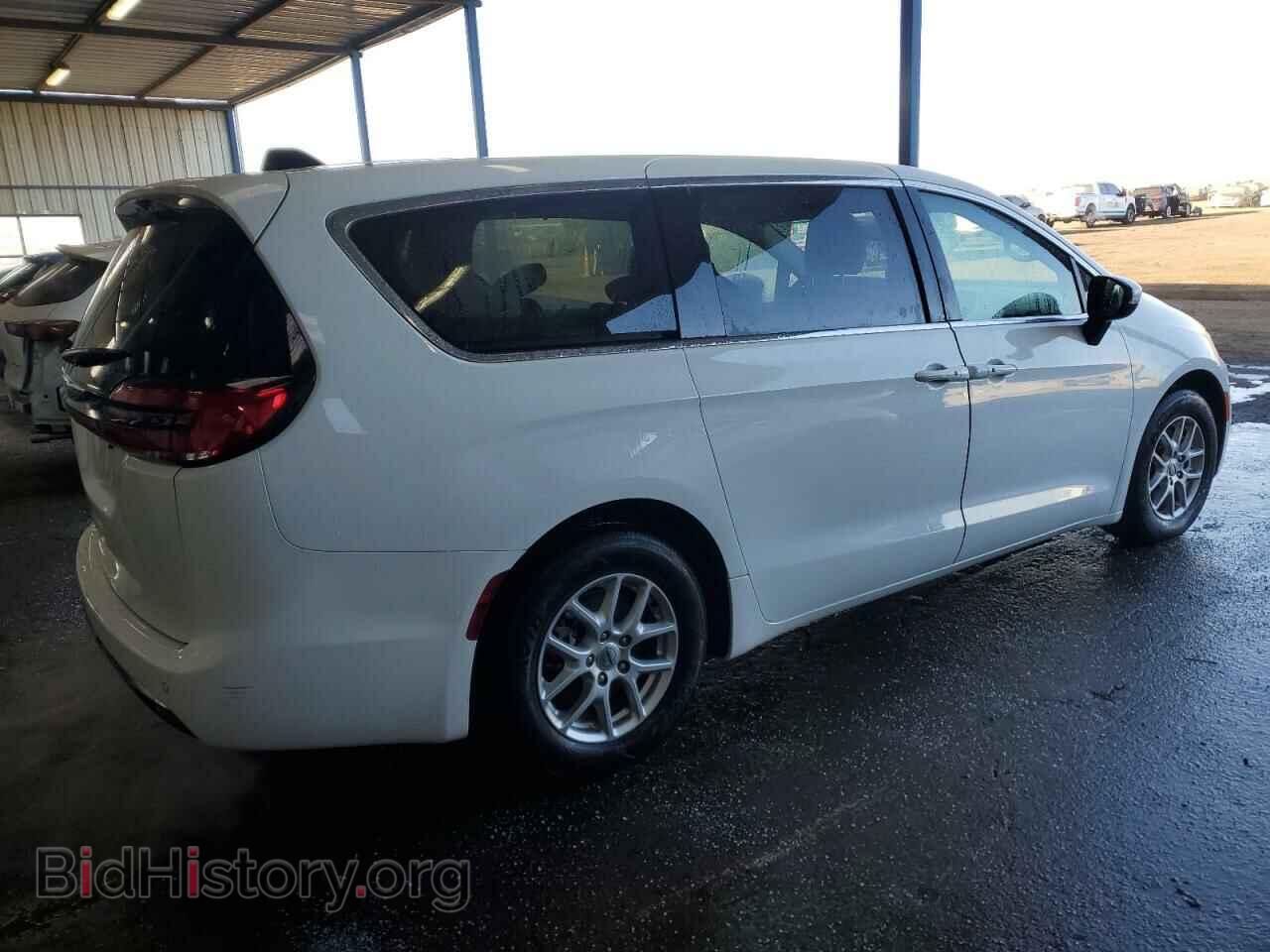 2023 CHRYSLER PACIFICA - VIN: 2C4RC1BG8PR524320 - Фото 3