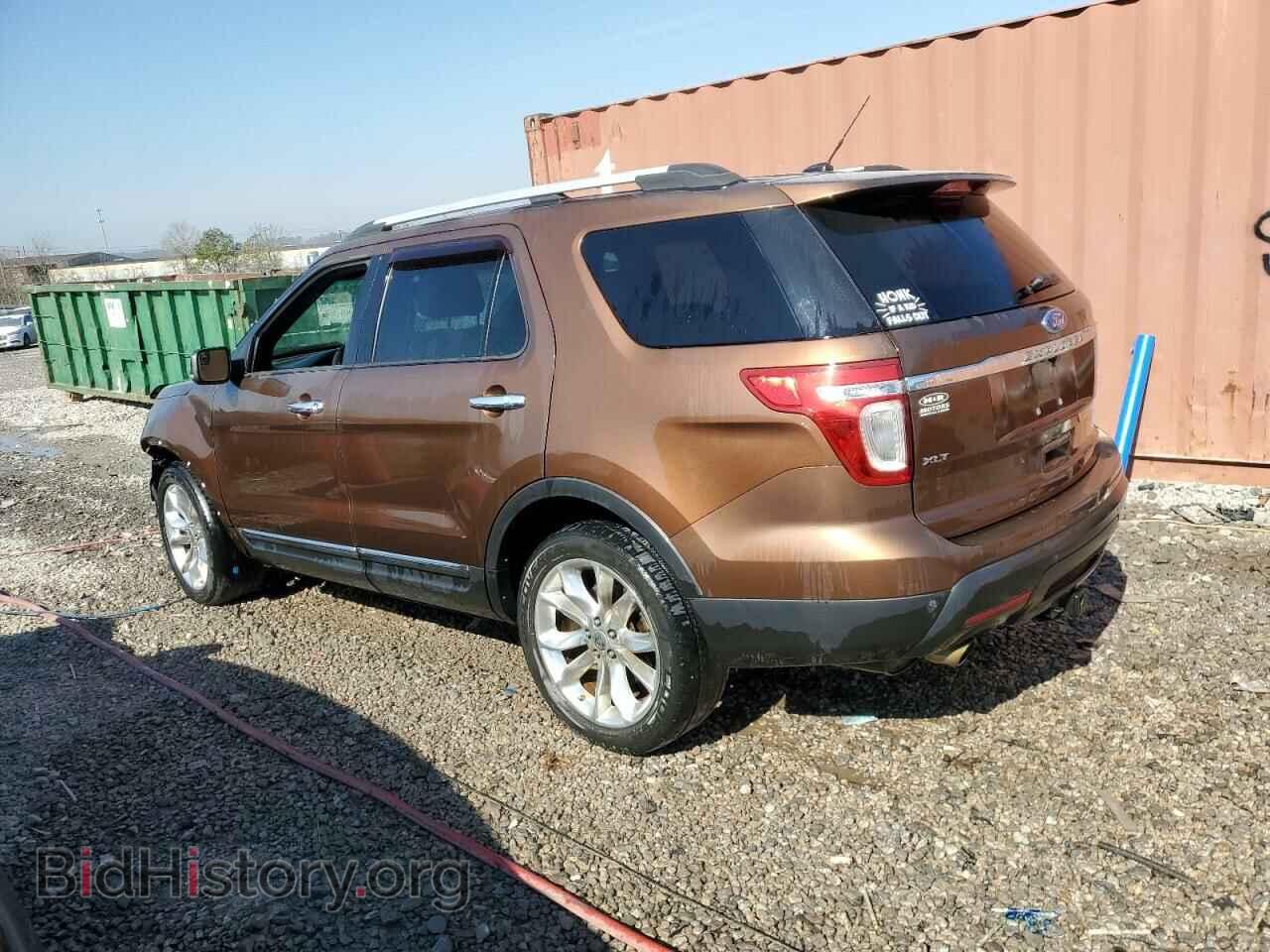 2011 FORD EXPLORER - VIN: 1FMHK7D85BGA30431 - Photo 2