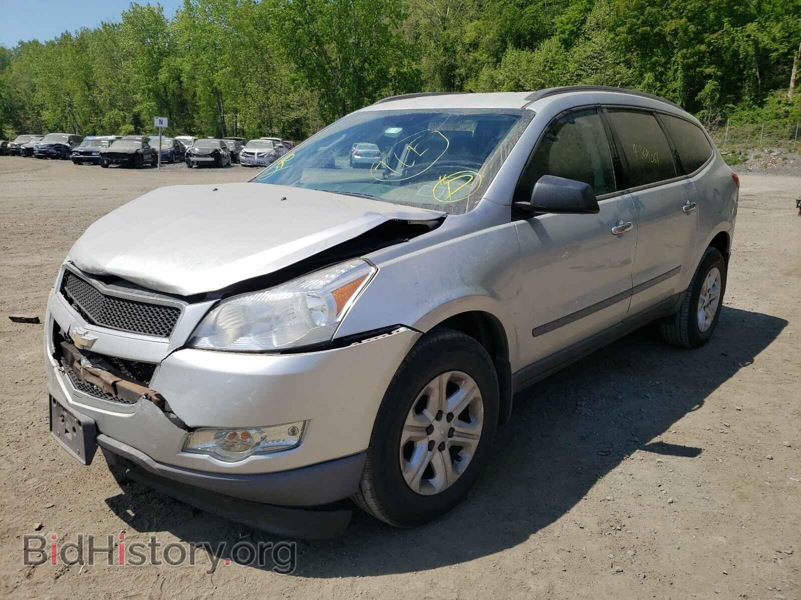 2012 CHEVROLET TRAVERSE - VIN: 1GNKVFED9CJ396265 - Фото 2