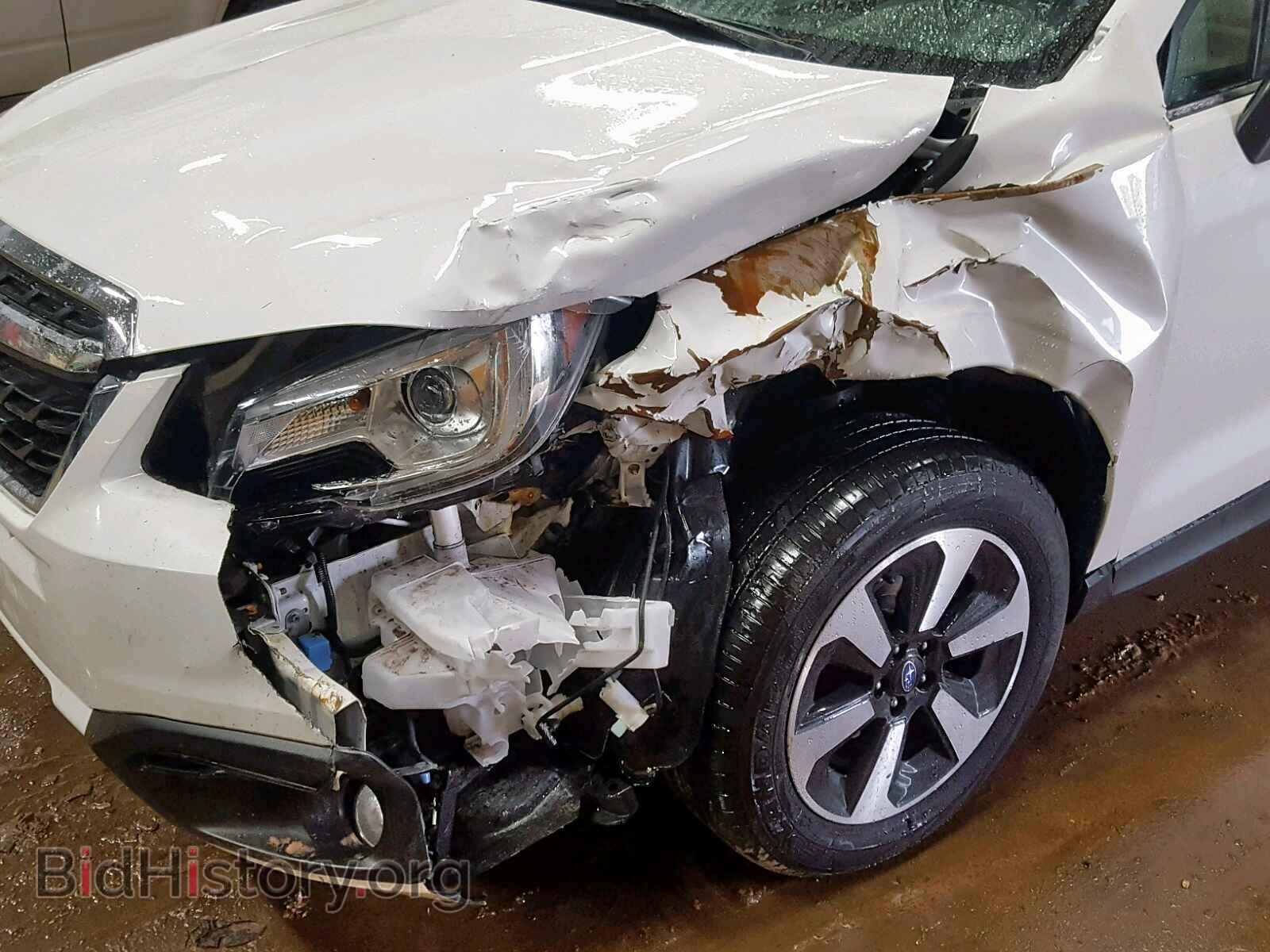 2017 SUBARU FORESTER - VIN: JF2SJARC7HH424590 - Фото 9