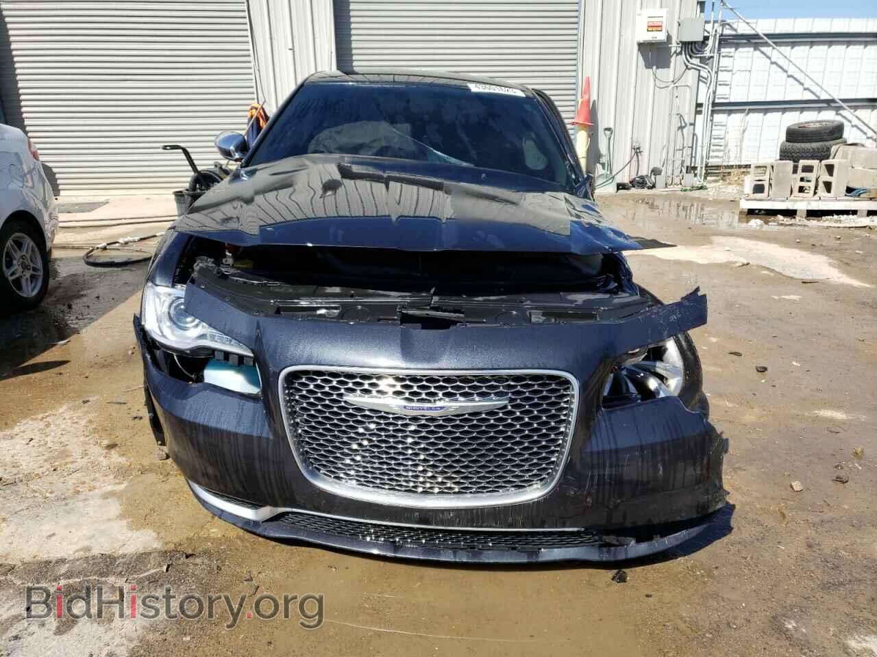 2019 CHRYSLER 300 - VIN: 2C3CCAAG4KH682924 - Фото 5