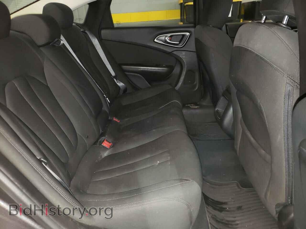 2016 CHRYSLER 200 - VIN: 1C3CCCABXGN113896 - Фото 10