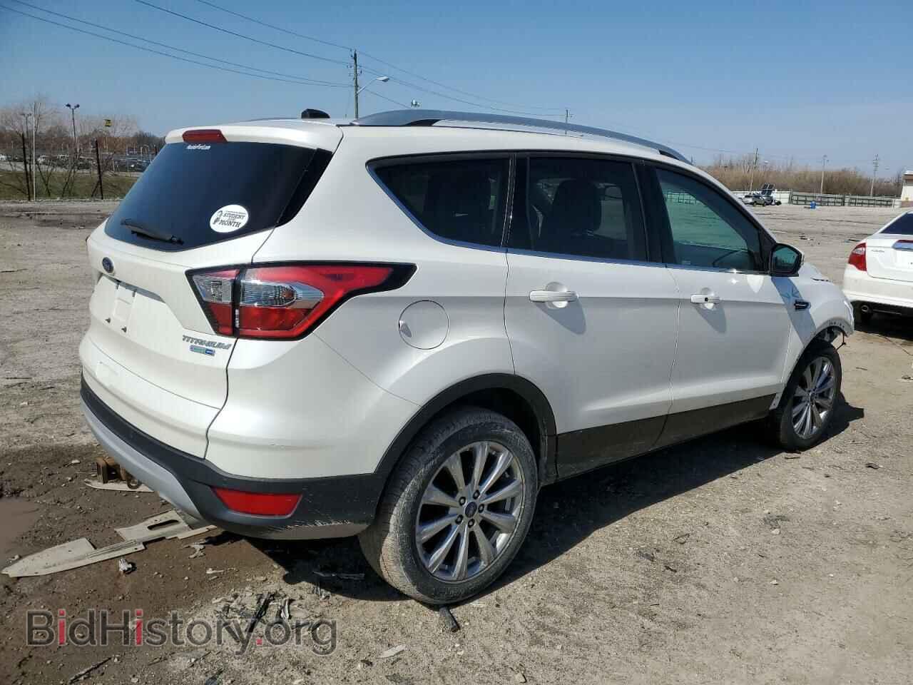 2017 FORD ESCAPE - VIN: 1FMCU9J93HUC13589 - Фото 3