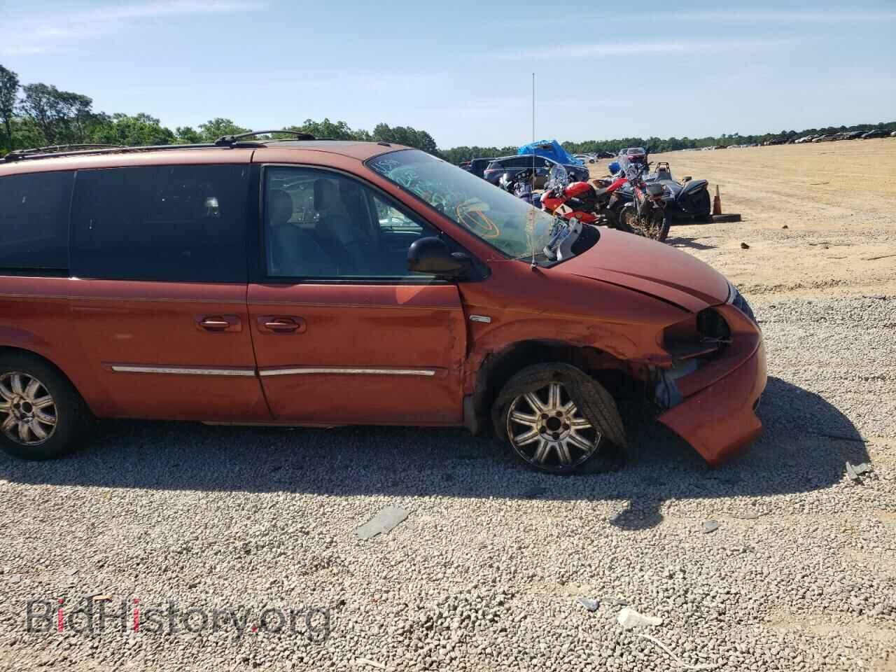2006 CHRYSLER MINIVAN - VIN: 2A4GP54L76R698093 - Фото 9