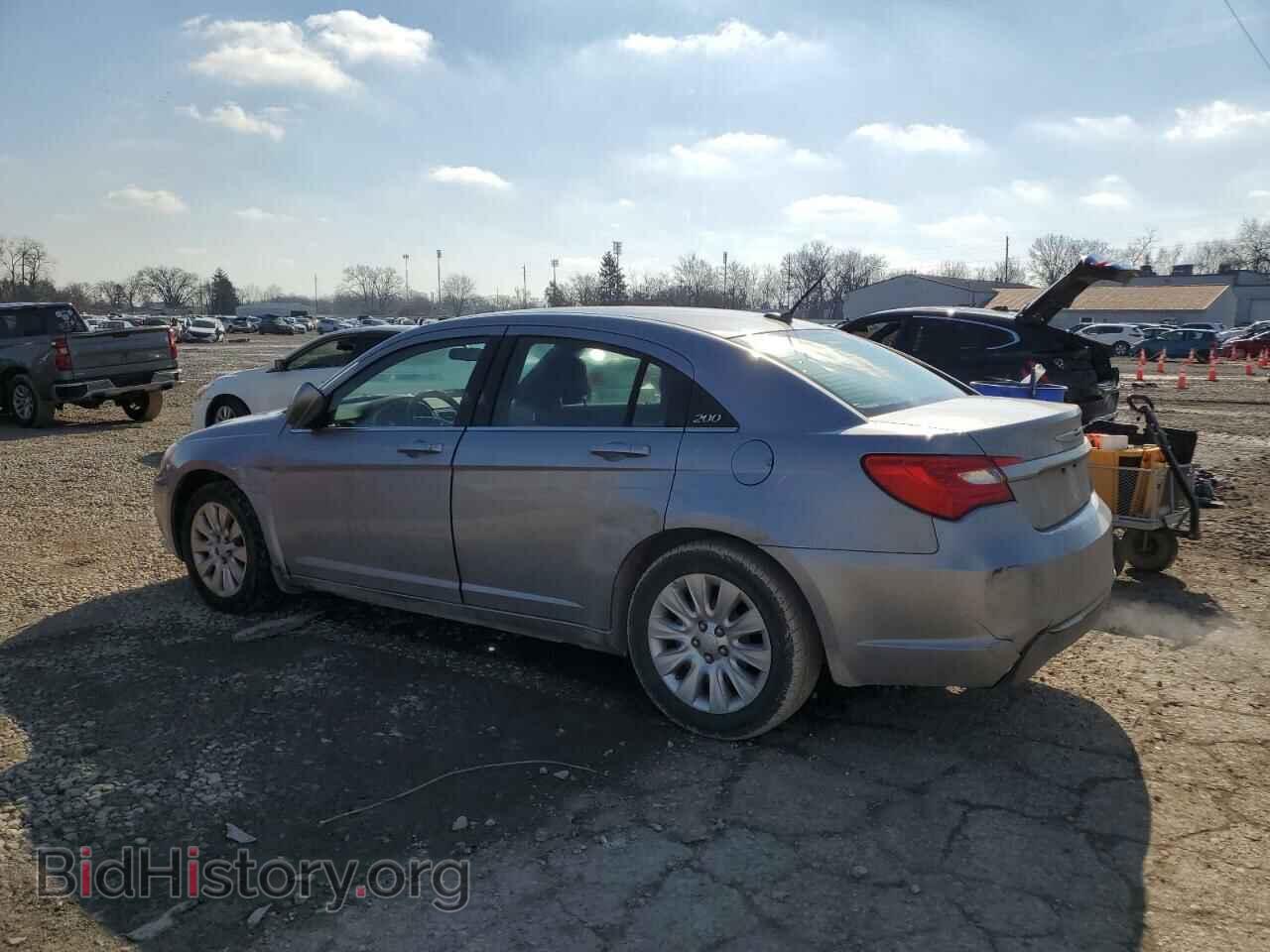 2013 CHRYSLER 200 - VIN: 1C3CCBAB4DN646865 - Фото 2