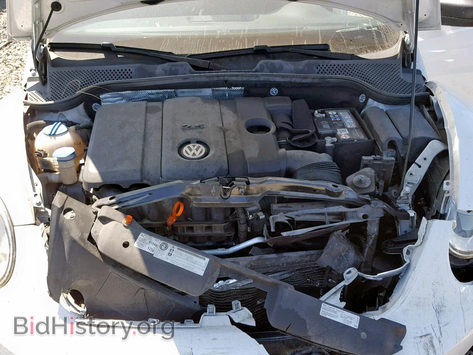 2012 VOLKSWAGEN BEETLE - VIN: 3VWAP7AT2CM648536 - Фото 7
