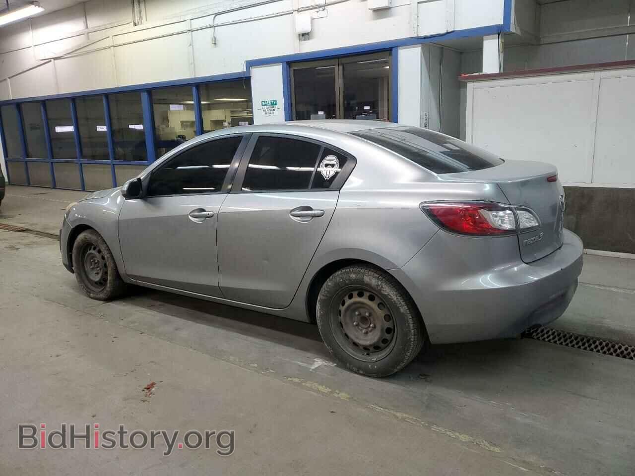 2011 MAZDA 3 - VIN: JM1BL1UG1B1473271 - Фото 2
