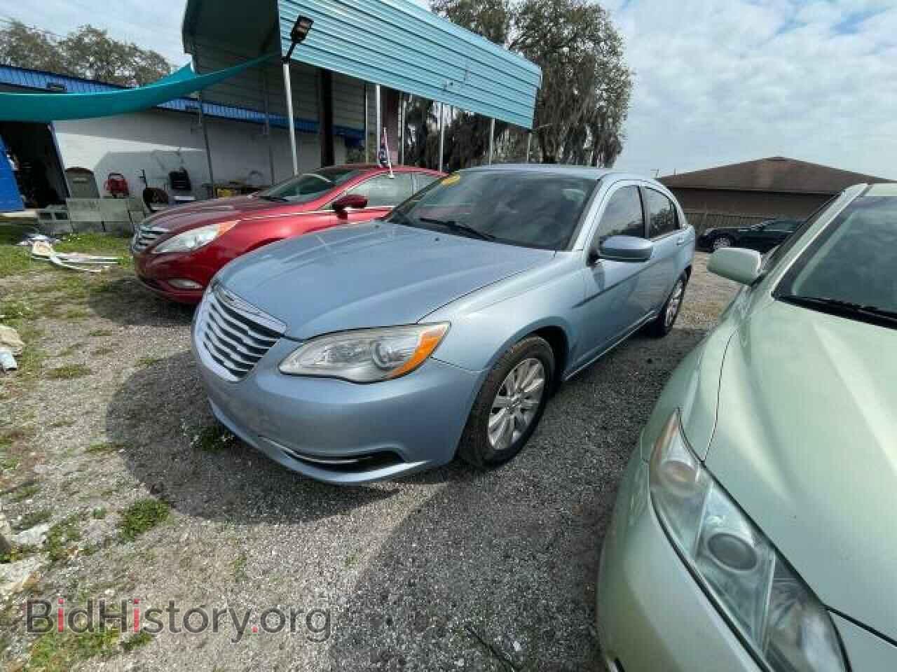 2013 CHRYSLER 200 - VIN: 1C3CCBBB2DN598121 - Фото 2