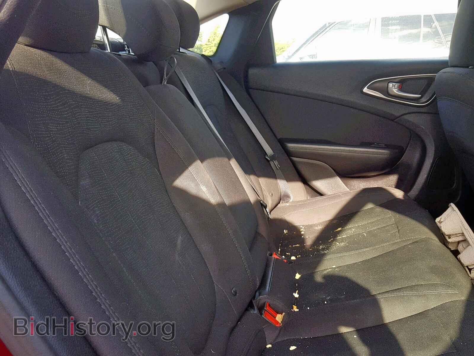 2016 CHRYSLER 200 - VIN: 1C3CCCAB6GN141596 - Photo 6