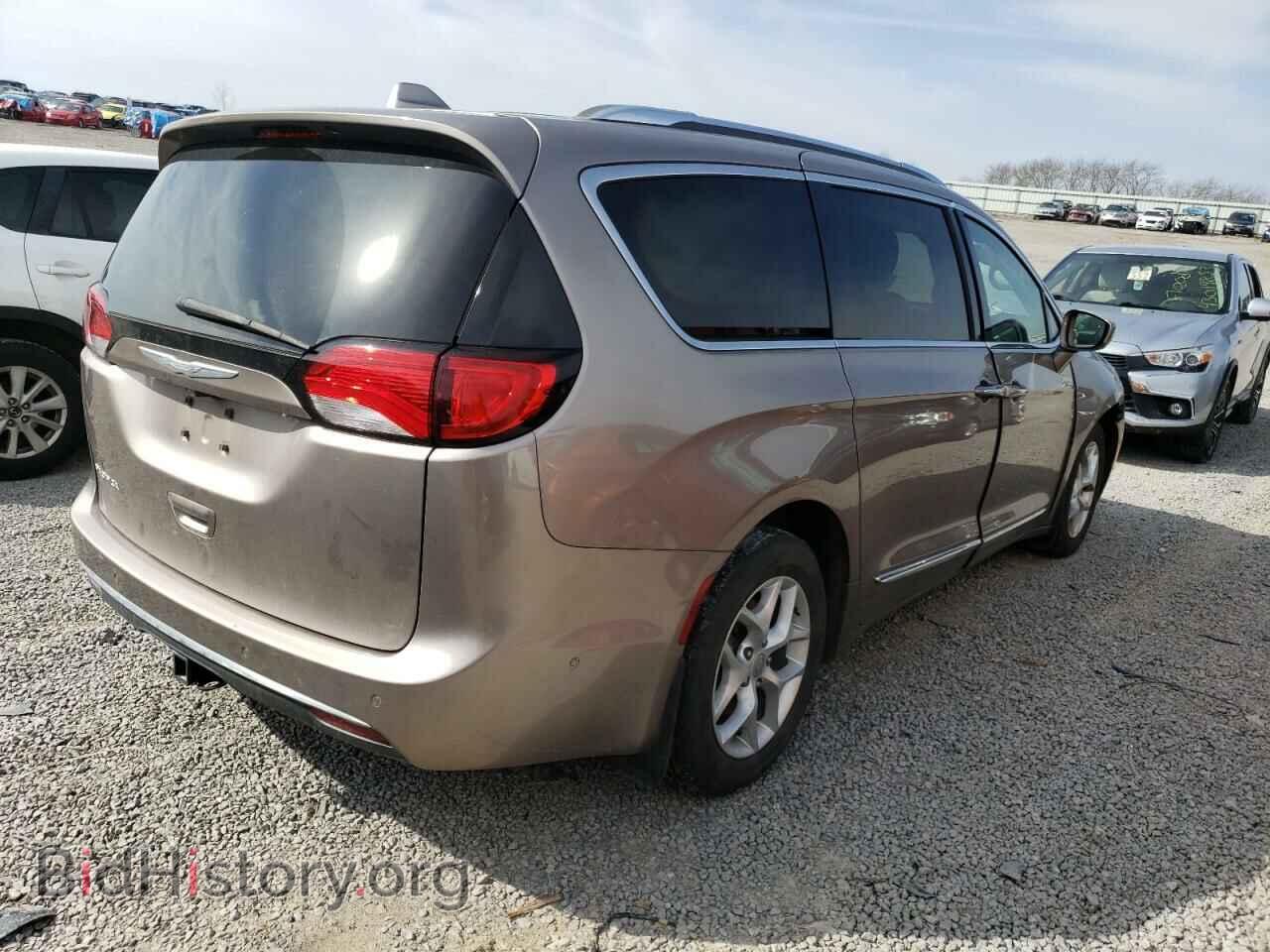 2017 CHRYSLER PACIFICA - VIN: 2C4RC1EG9HR688706 - Photo 3