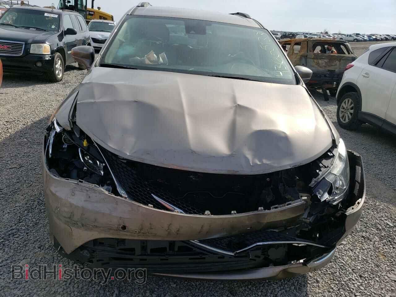 2017 CHRYSLER PACIFICA - VIN: 2C4RC1EG9HR688706 - Photo 5