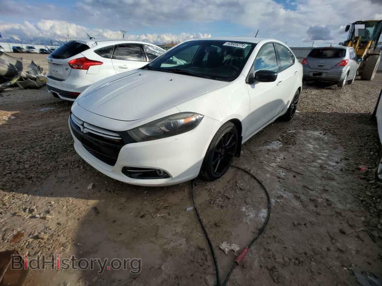 Photo 1C3CDFBA7DD247402 - DODGE DART 2013