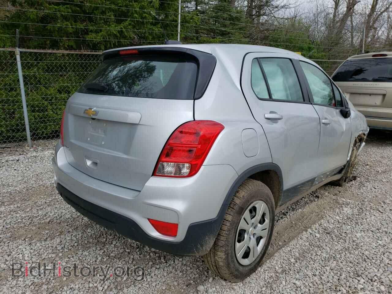 2017 CHEVROLET TRAX - VIN: 3GNCJKSB2HL193892 - Фото 4