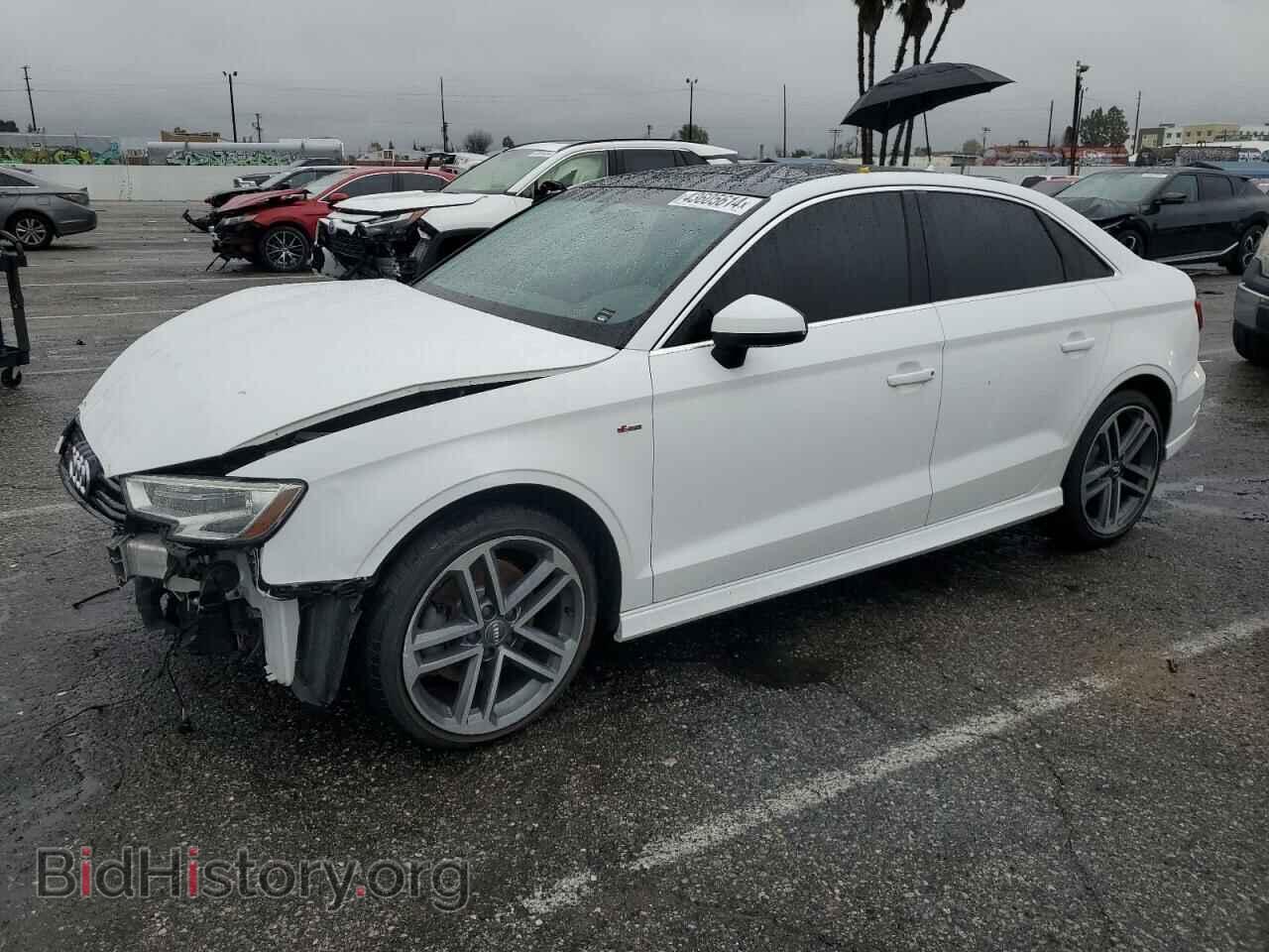 Фотография WAUGUGFF4H1030788 - AUDI A3 2017