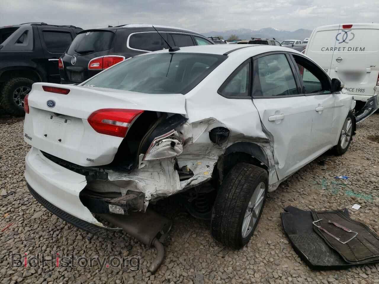2017 FORD FOCUS - VIN: 1FADP3F24HL296454 - Фото 4