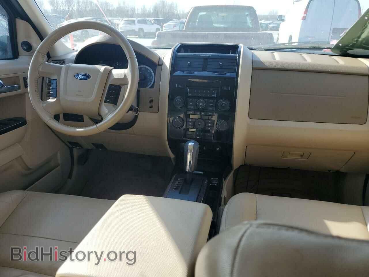 2011 FORD ESCAPE - VIN: 1FMCU0E71BKB97948 - Фото 8