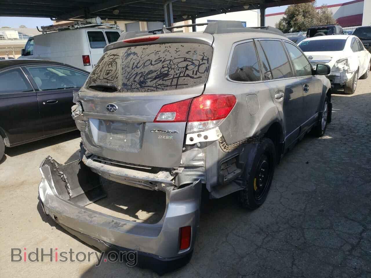 2011 SUBARU OUTBACK - VIN: 4S4BRBKC8B3421785 - Фото 4