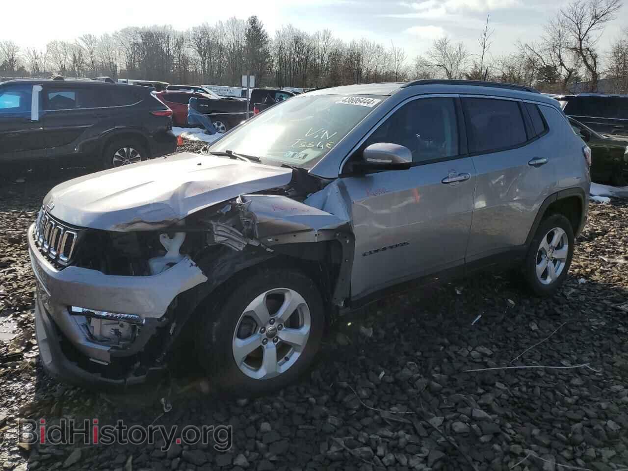 Фотография 3C4NJDBB4JT402679 - JEEP COMPASS 2018