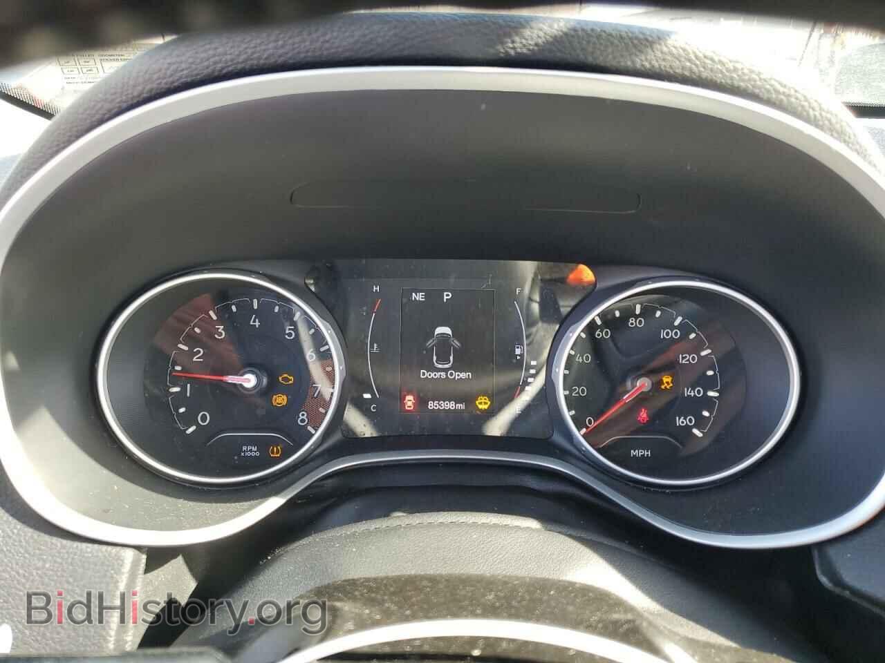 2018 JEEP COMPASS - VIN: 3C4NJDBB4JT402679 - Фото 9