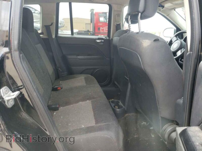 2012 Jeep COMPASS (VIN 1C4NJCBAXCD553889) — фото 6 из 10