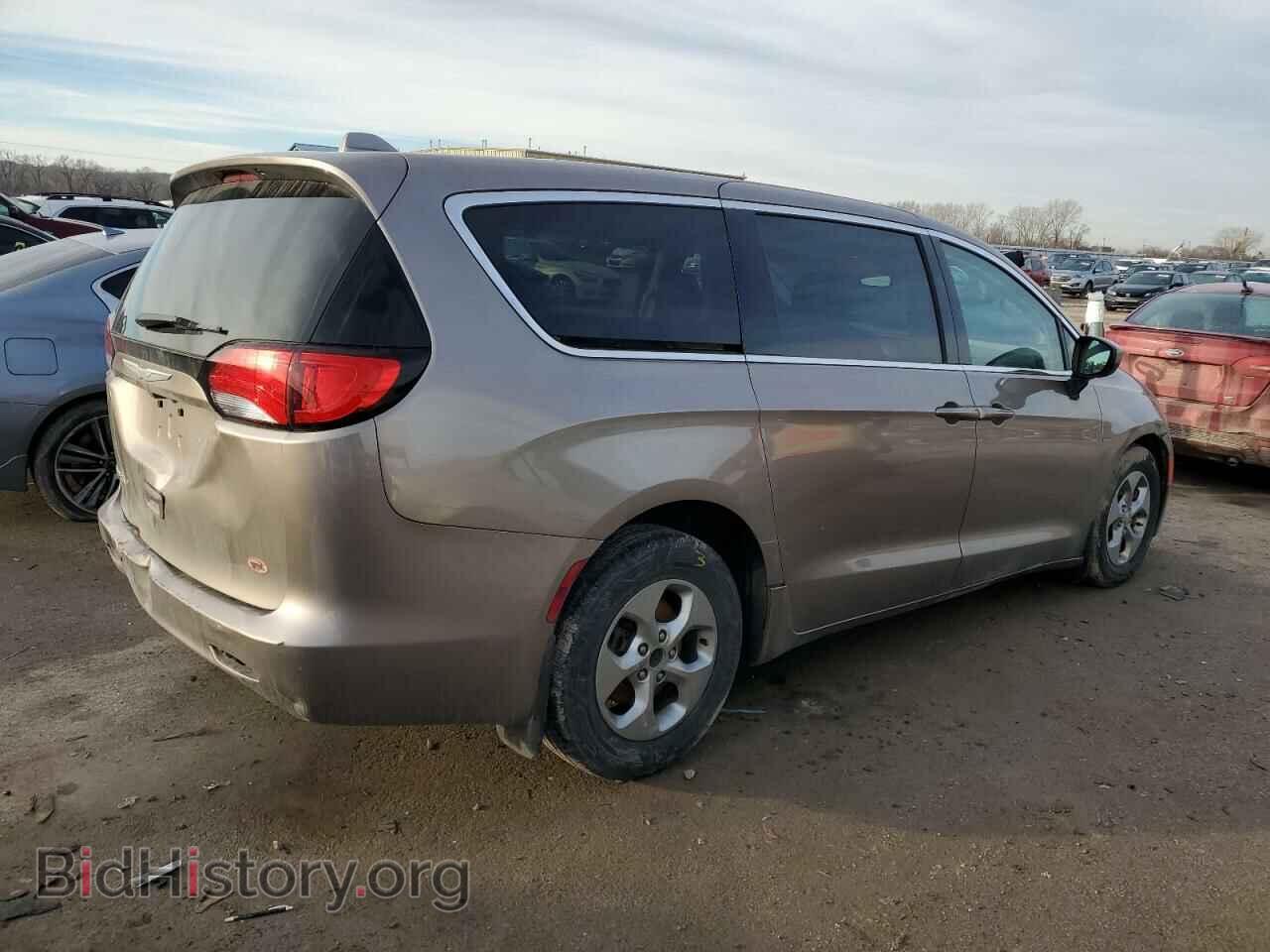 2017 CHRYSLER PACIFICA - VIN: 2C4RC1CG5HR816717 - Фото 3