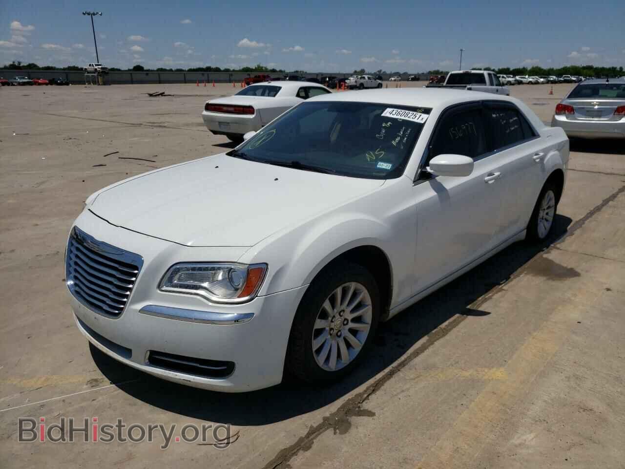 2012 CHRYSLER 300 - VIN: 2C3CCAAG9CH138498 - Photo 2