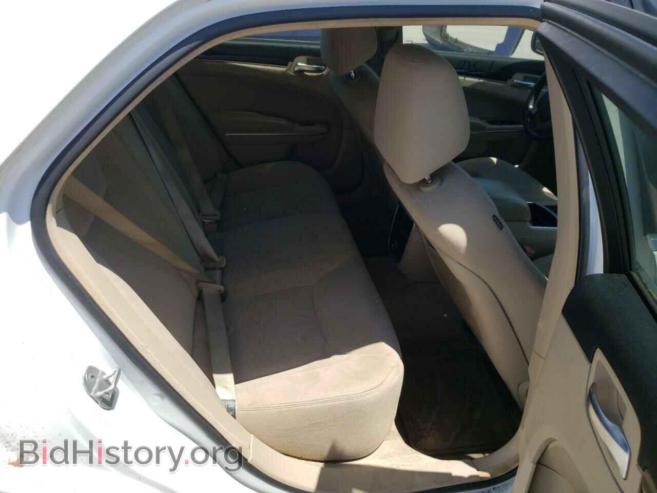 2012 CHRYSLER 300 - VIN: 2C3CCAAG9CH138498 - Photo 6